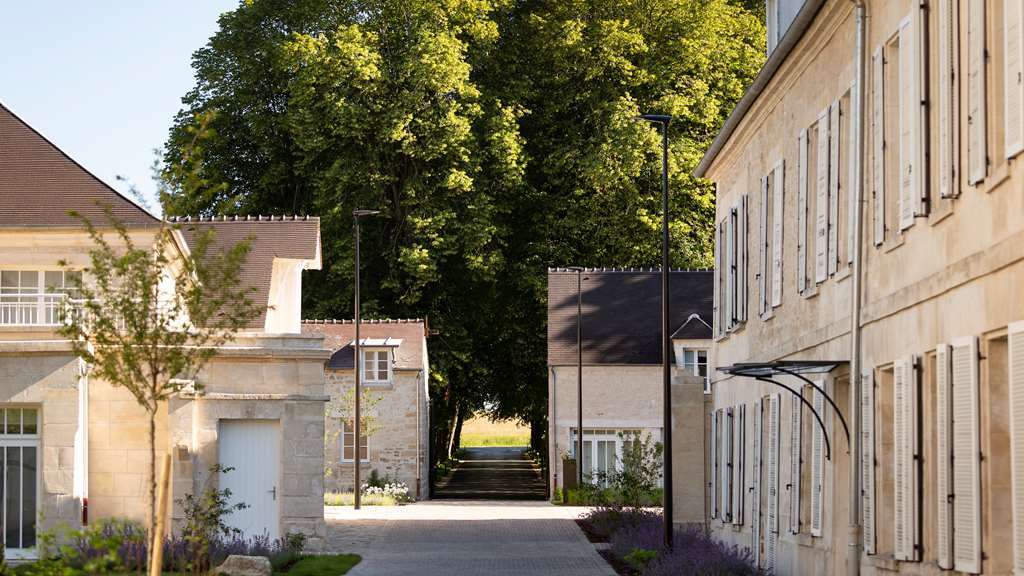 Hyatt Regency Chantilly Hotel Vineuil-Saint-Firmin Exterior photo